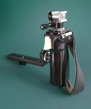 EMPUÑADURA FOTOGRÁFICA SOLIGOR PARA CÁMARA Y FLASH
