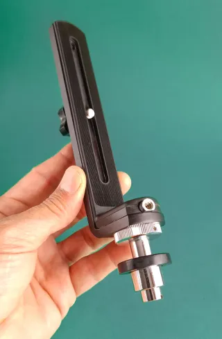 EMPUÑADURA FOTOGRÁFICA SOLIGOR PARA CÁMARA Y FLASH