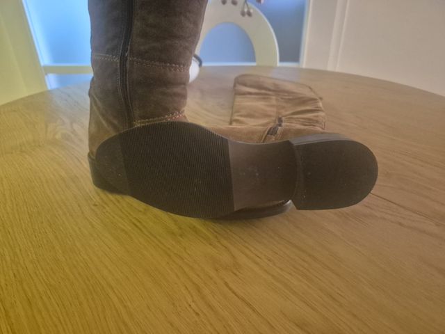 Botas mosqueteras marrones