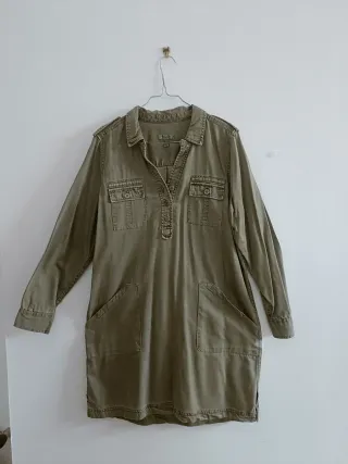 Vestido verde militar