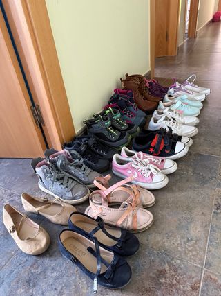 Lote Zapatos Niña Variados 28-30 Geox, Nike, Conve