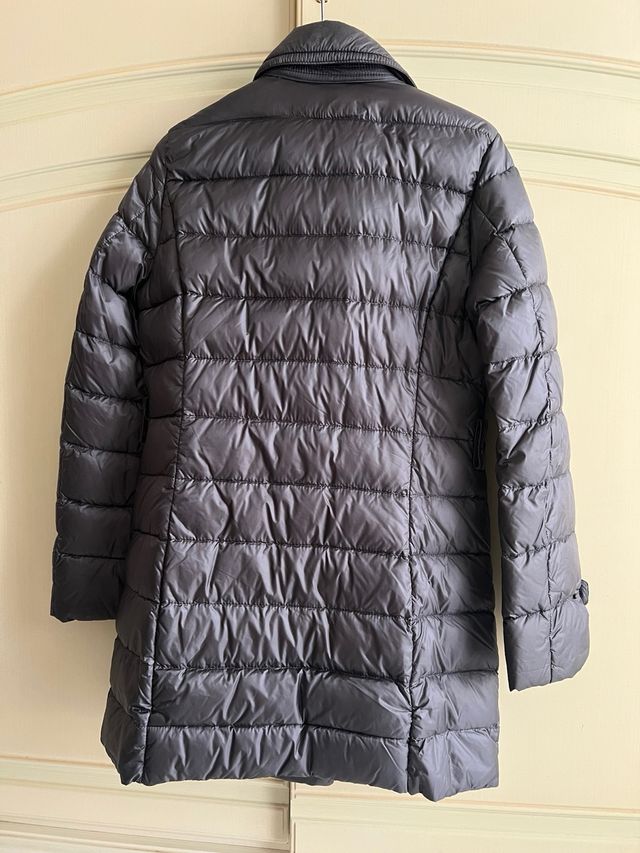 Piumino Moncler Grigio Taglia M
prezzo trattabile