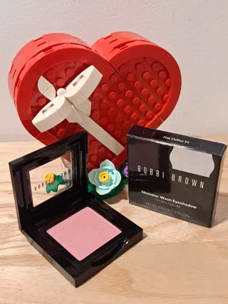 Bobbi Brown Pink Chiffon Eyeshadow