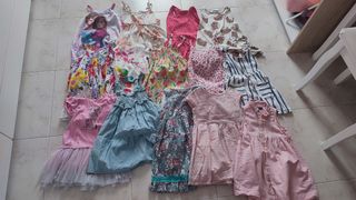 Lote 29 vestidos verano talla 3-4
Todos por 22€