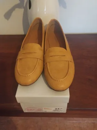 Zapatos planos Graceland amarillos