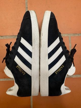 Adidas Gazelle Negras Talla 42