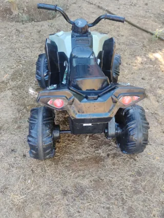 2 Quad infantiles de febber nuevos de los reyes