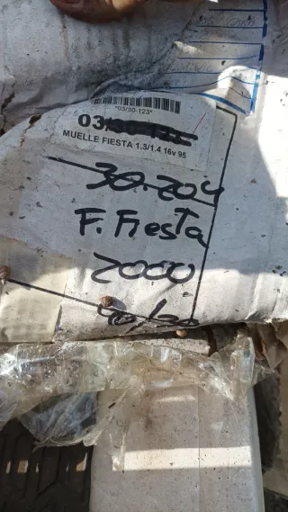 Muelles Deportivos Ford Fiesta Rojos