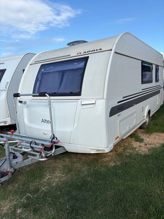 Caravana Adria Altea 542 PK
año 2017