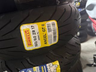 Juego Neumáticos Pirelli Angel GT II 120/70 ZR 17