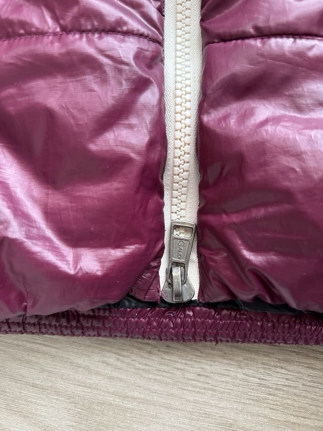 Giacca smanicata Gaudi viola