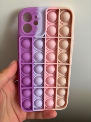 Funda iPhone 11 Pop It Morado Rosa