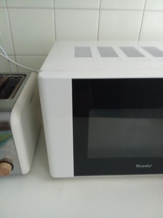 Microondas Bluesky Blanco