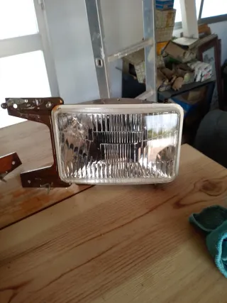Pareja de faros Renault 12