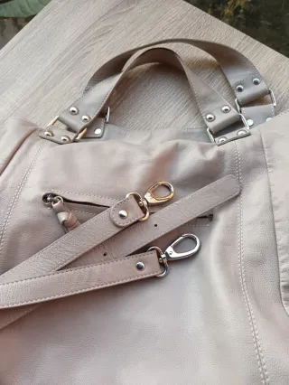 Bolso de piel Guy Laroche gris