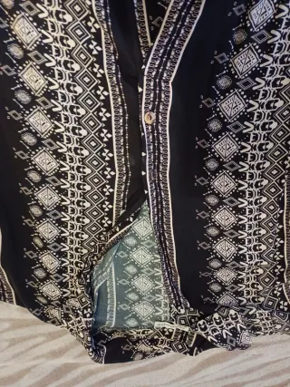 Vestido camisero estampado con bolsillos a los lad