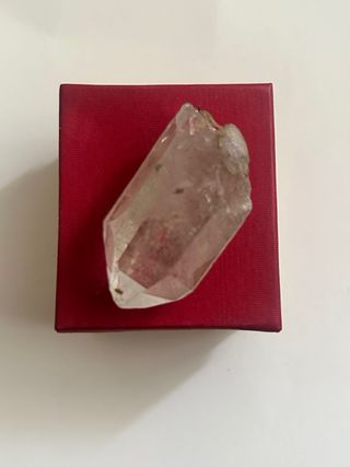 Piedra cuarzo blanco biterminado