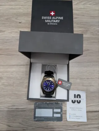 Reloj Swiss Alpine Military Diver Vintage 7051.158