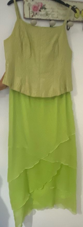 Conjunto hecho a mano modista verde