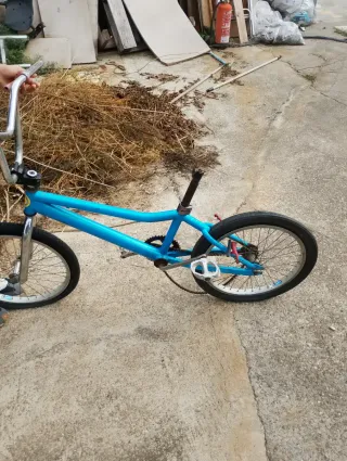 Bicicleta BMX Monty Azul