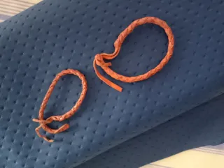 Pulseras de cuero hechas a mano