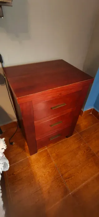 Conjunto de muebles del dormitorio de matrimonio.