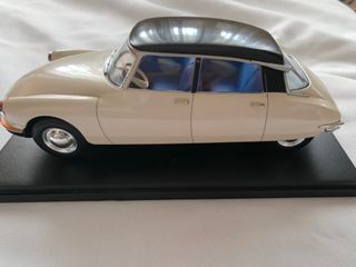 Coche Colección Citroën DS 19 1956