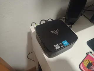 Mini PC con Monitor, Teclado y Ratón marca nipogi