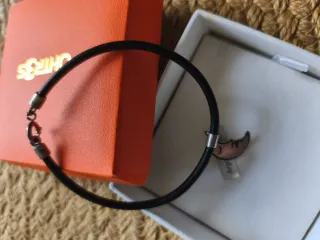 Pulsera de plata y cuero con luna