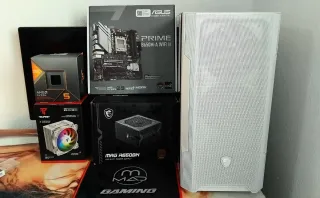 PC Gaming Ryzen 5 8600G Blanco