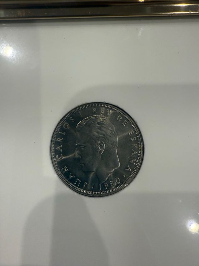 Colección de 6 monedas enmarcadas