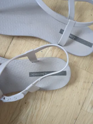 Sandalias Ipanema Beige Planas