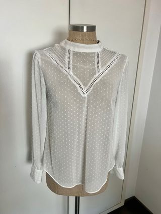 Blusa Romántica blanca T38 Stradivarius 