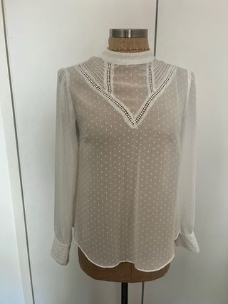 Blusa Romántica blanca T38 Stradivarius 
