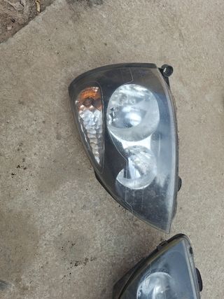 Faros Renault Clio