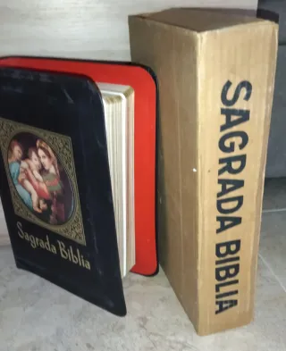 Sagrada Biblia 