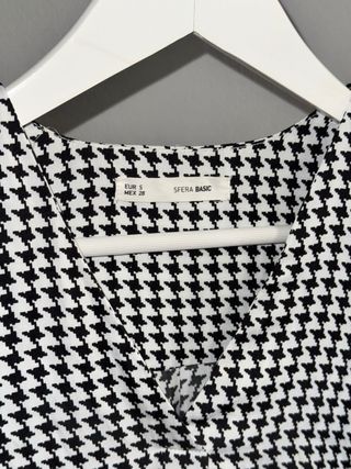 Blusa Vera Basic Estampado Príncipe de Gales Talla