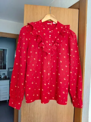 Blusa Levi's Estampada Flores Rojas