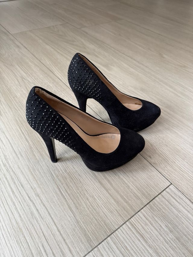 Tacchi neri con strass