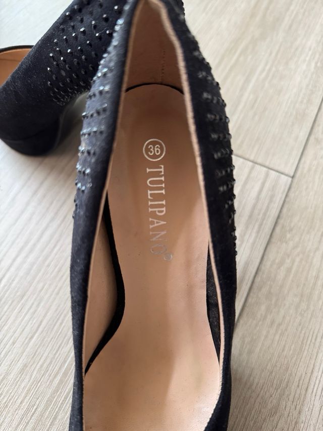 Tacchi neri con strass