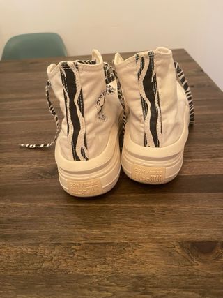 Zapatillas Converse plataforma blancas cebra 41