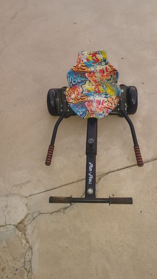 Hoverboard con asiento y ruedas