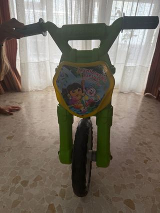 Bicicleta sin pedales Dora la Exploradora