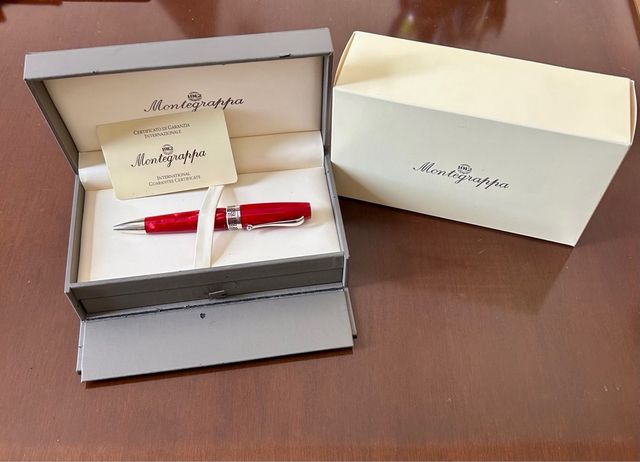 Bolígrafo Montegrappa Celuloide Rojo