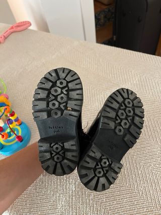 Botines niña Minnie Mouse negros, talla 21