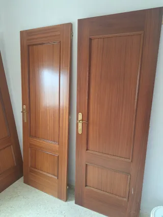 Puerta de madera