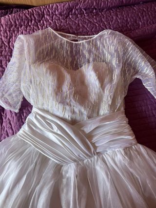 Adorno floral blanco para novia
