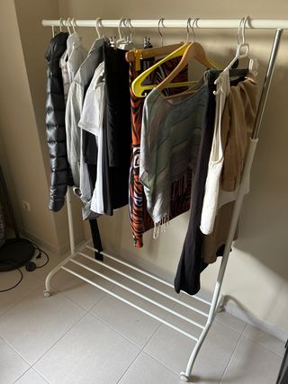 Burro Ropa Ikea Metal y Plástico