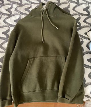 Sudadera verde oliva con capucha unisex