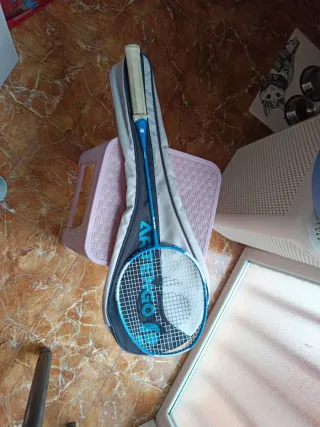 Funda y Raqueta Bádminton Artengo